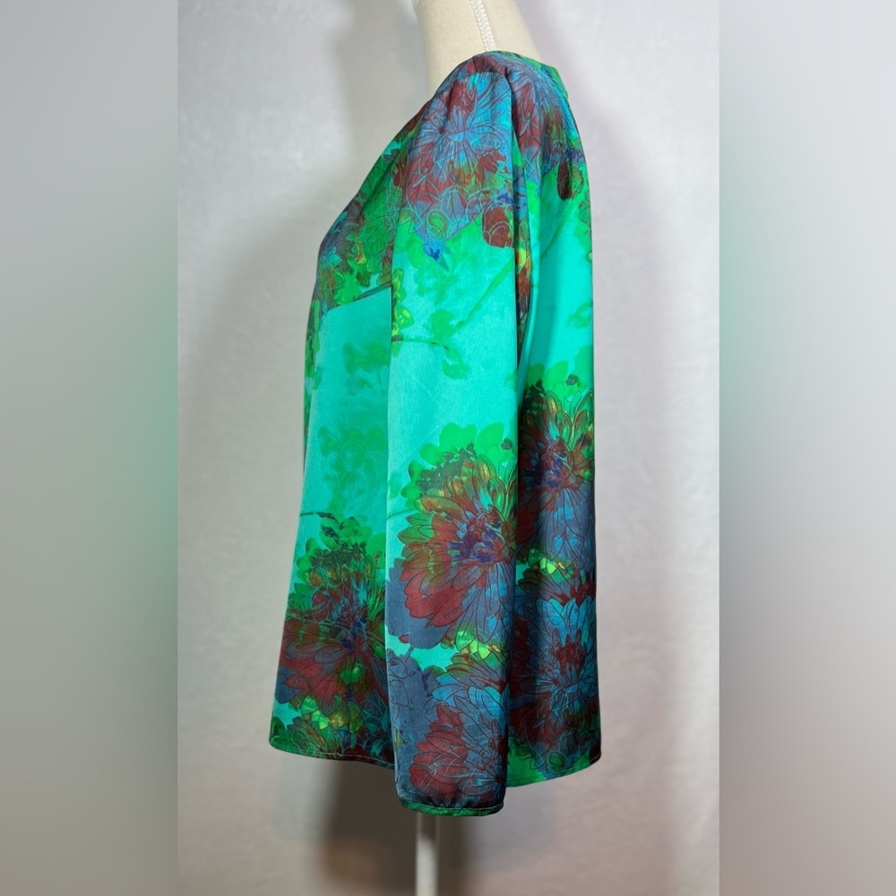 J. Crew Turquoise Floral Long-Sleeve Blouse Size L Pleated Neckline - Picture 3 of 8